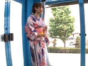 【浴衣ナンパ生ハメ】MM号にやってきた素人浴衣美女と生ハメ交尾！花火大会の前に熱々ザーメン大量ぶっかけ
