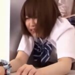 【巨尻JKレイプ】エレベーターのドアにムチムチの巨尻が挟まった美少女JKをフル勃起チンポで生ハメレイプ！