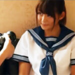 【JKベロキス交尾】美少女JKを卒業祝いにベロキス生ハメ交尾！パイパンマンコを生で犯してたっぷり口内射精