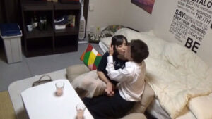 【人妻ナンパ生ハメ】飲み屋で見つけた欲求不満な人妻と不倫生交尾！ヌルヌルマンコをねっとり犯されてNTR完落ちアクメ