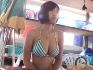 【マッサージ中出し】「こんなマッサージ聞いてない…♡」オイルで性感開発された水着美女が自ら跨がり腰を振り乱す中出し交尾