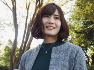 【スケベ妻生ハメ】モデル級美人妻のスケベな身体を濃厚愛撫して生ハメ！飢えたメス臭いマンコを生で犯してザーメンぶっかけ