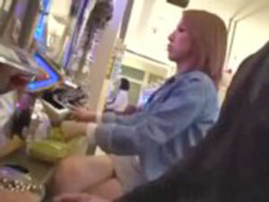 【ギャル中出しレイプ】パチンコ屋で見つけたムッチリスケベギャルに我慢できずに店内レイプして孕ませ中出し