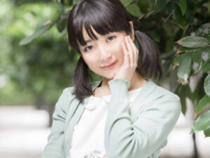 【美少女潮吹き】清楚なロリ美少女が生チンポ生ハメでガチ交尾！パイパンマンコから潮吹き晒してザーメンを搾り取る
