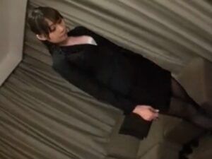 【美女OL中出し】バリバリ働く営業OLのスケベマンコをハメ倒す！メス臭を撒き散らしながら初対面チンポに中出しアクメ