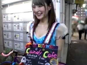 【コスプレハメ撮り】ナンパした美少女コスプレ嬢と禁断の生ハメ！スケベマンコをたっぷりアクメさせて極太チンポで着衣交尾