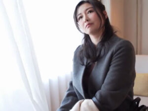 【素人】数年間ご無沙汰で欲求不満の美魔女妻が数年ぶりの中出しで女として恍惚絶頂
