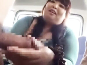 【ぽちゃ爆乳熟女】豊満熟女をオナホ調教生ハメ！男に飢えたヌルヌルマンコでチンポを咥え込みドクドク搾精！