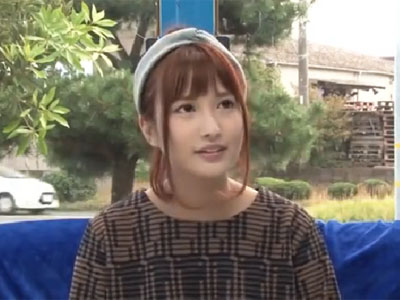 素人の読モ風美女が検査のお手伝いという名目でMM号でハメられ強制アクメ