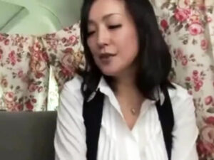 【美熟女妻中出し】街で見つけた美熟女妻をナンパして即ハメ！男に飢えた完熟マンコに濃厚ザーメン大量中出し