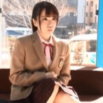 【美少女JK生ハメ】MM号にやってきた美少女JKを言葉巧みに誘って生ハメ！ピチピチマンコを生チンポで堪能して大量ぶっかけ