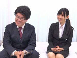 【美女OLマジイキ】スレンダー美人OLが企画で同僚男と生ハメ交尾！膣奥を生でガッツリ突かれて中出しエビ反りアクメ