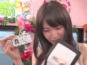 【美人JD生ハメ】MM号にやってきたスレンダー美女JDと生ハメ！メス臭漂うスケベマンコを生で犯して大量ぶっかけ