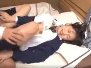 【ロリJK中出し】可愛いロリJK先輩を自宅に呼んで生ハメ交尾！調子に乗ってたっぷり無許可中出ししたらマジギレ
