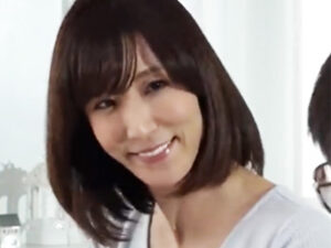 【熟女妻不倫】メス臭ムンムンの美熟女妻が濃厚不倫生交尾！性欲丸出しのベロキス密着で臭いザーメン顔面ぶっかけアクメ